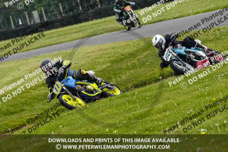 cadwell no limits trackday;cadwell park;cadwell park photographs;cadwell trackday photographs;enduro digital images;event digital images;eventdigitalimages;no limits trackdays;peter wileman photography;racing digital images;trackday digital images;trackday photos